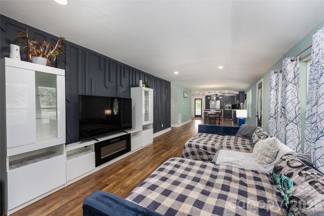 2276 Cid Road, Lexington, NC 27292