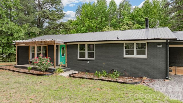 2276 Cid Road, Lexington, NC 27292