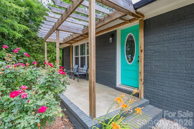 2276 Cid Road, Lexington, NC 27292