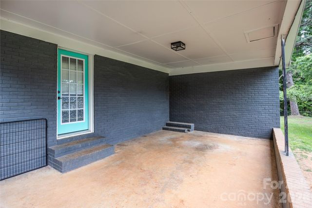 2276 Cid Road, Lexington, NC 27292