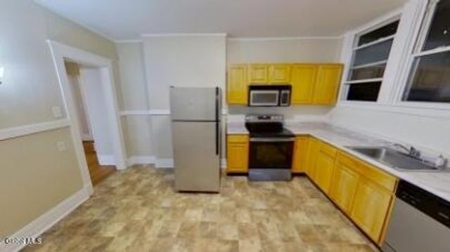 100 Ryckman Avenue 1, Albany, NY 12208