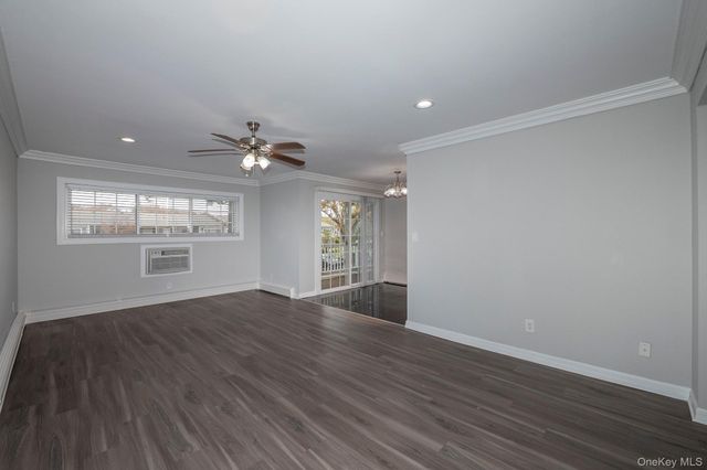 76 Mount Vernon Avenue c16, Patchogue, NY 11772