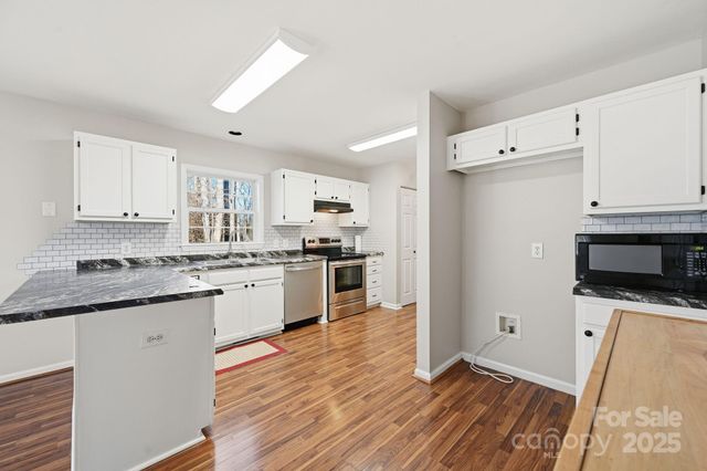 810 Mt Vernon Road, Woodleaf, NC 27054