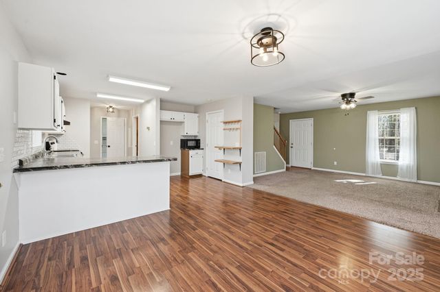 810 Mt Vernon Road, Woodleaf, NC 27054