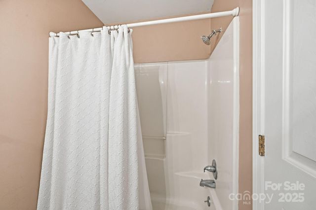 810 Mt Vernon Road, Woodleaf, NC 27054