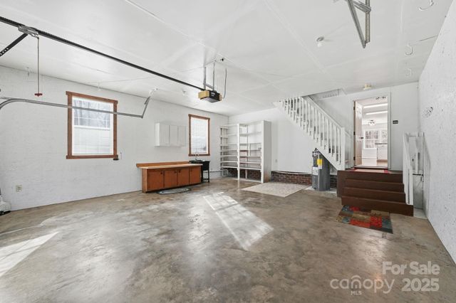 810 Mt Vernon Road, Woodleaf, NC 27054