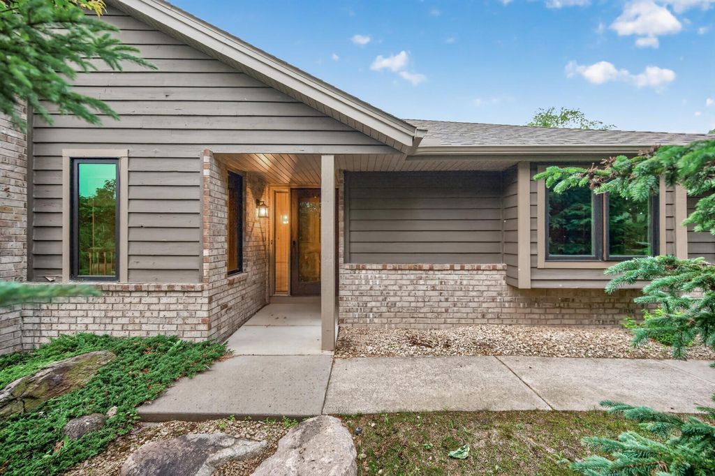 18137 Judicial Way S, Lakeville, MN 55044 — photo 5