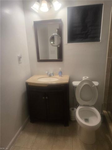 2707 Pretty Lake AVE, Norfolk, VA 23518