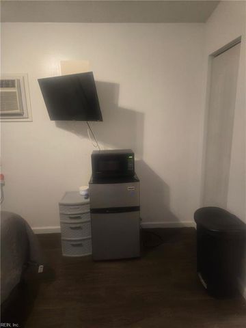 2707 Pretty Lake AVE, Norfolk, VA 23518