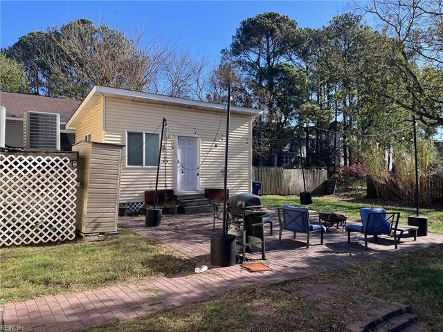 2707 Pretty Lake AVE, Norfolk, VA 23518