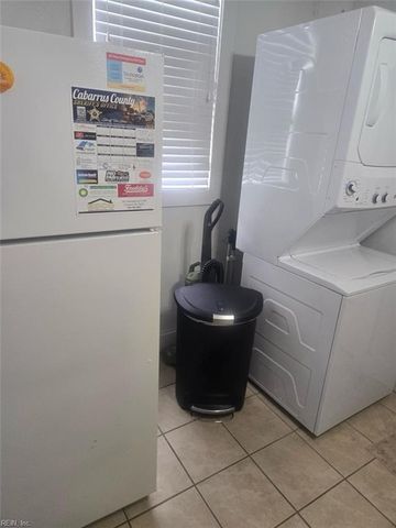 2707 Pretty Lake AVE, Norfolk, VA 23518