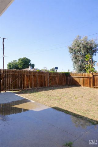 4412 Joanne Avenue, Bakersfield, CA 93309