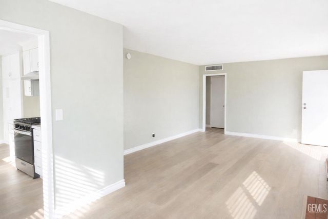 4412 Joanne Avenue, Bakersfield, CA 93309