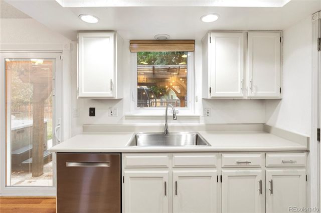 5852 S Nelson Street, Littleton, CO 80127