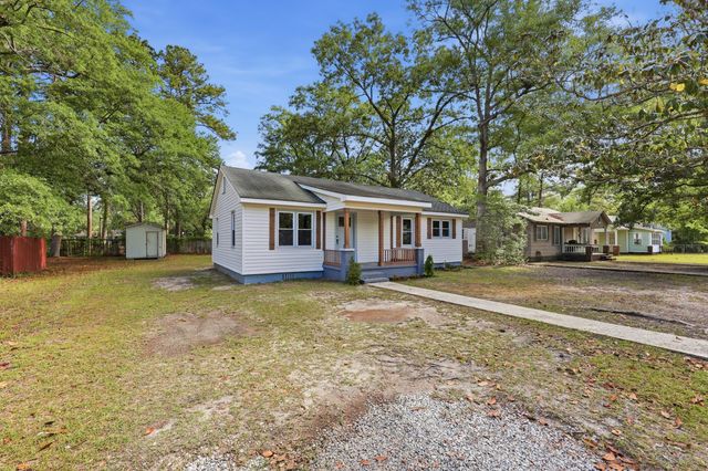 513 Warren Street, Walterboro, SC 29488