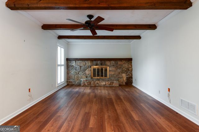 721 Dorsey Circle SW, Lilburn, GA 30047