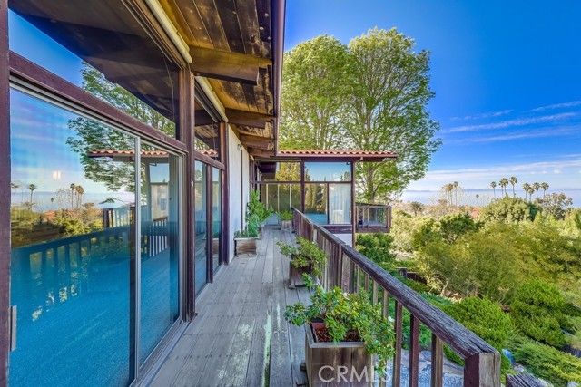 2229 Via Cerritos, Palos Verdes Estates, CA 90274