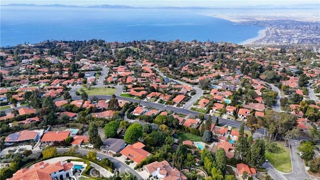 2229 Via Cerritos, Palos Verdes Estates, CA 90274