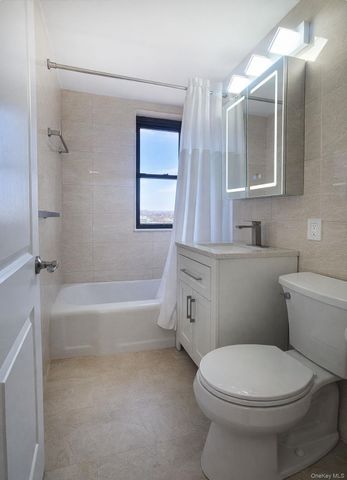 6434 102 st 9D, Rego Park, NY 11374