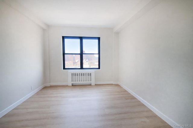 6434 102 st 9D, Rego Park, NY 11374