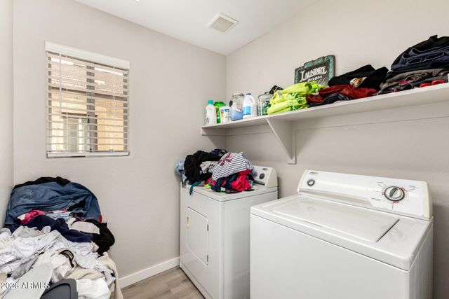 109 W GOLD DUST Way, San Tan Valley, AZ 85143