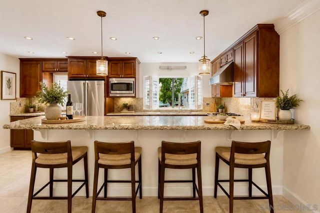 7911 Caminito Del Cid, La Jolla, CA 92037