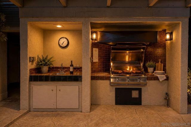 7911 Caminito Del Cid, La Jolla, CA 92037