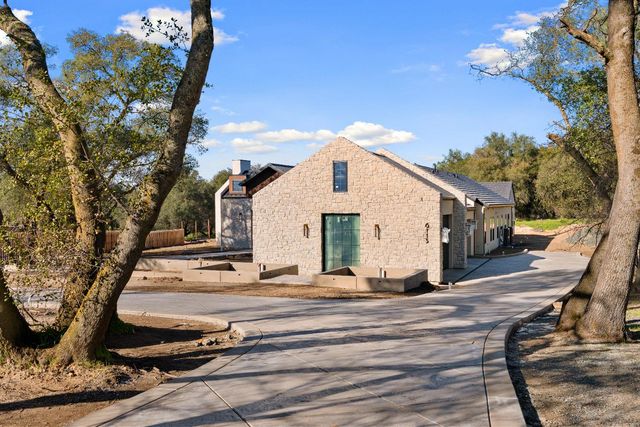 6115 Cavitt Stallman Rd, Granite Bay, CA 95746