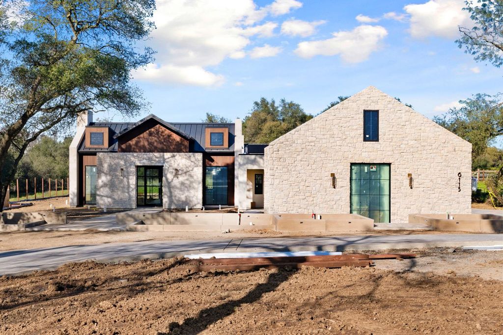 6115 Cavitt Stallman Rd, Granite Bay, CA 95746