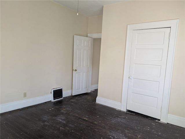 717 George St, Scottdale, PA 15683