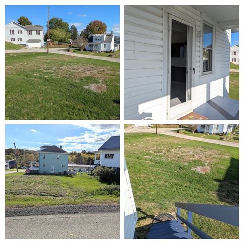 717 George St, Scottdale, PA 15683