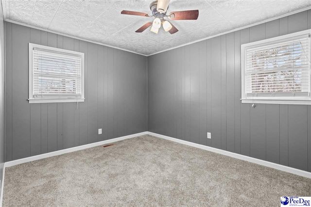 1413 E Old Camden Rd., Hartsville, SC 29550