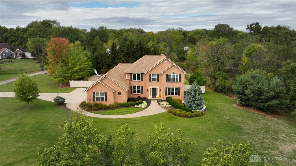 7553 Twin Lakes Drive, Morrow, OH 45152