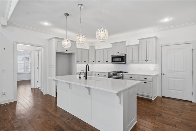 2503 SW Moorland Street, Bentonville, AR 72713