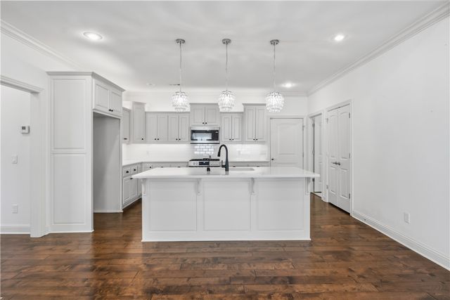 2503 SW Moorland Street, Bentonville, AR 72713