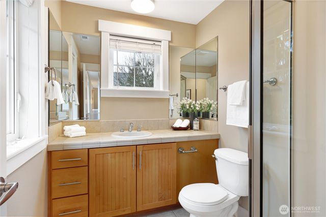 6309 30th Avenue SW, Seattle, WA 98126