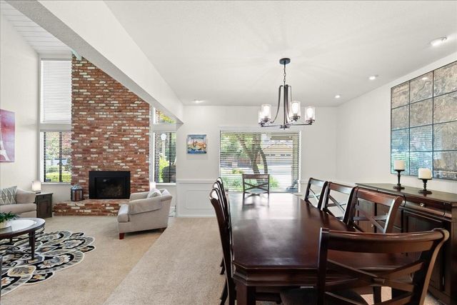 7637 N Cheryl Avenue, Fresno, CA 93711