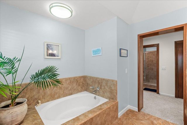 7637 N Cheryl Avenue, Fresno, CA 93711