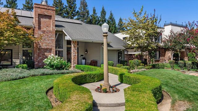 7637 N Cheryl Avenue, Fresno, CA 93711