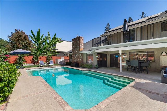 7637 N Cheryl Avenue, Fresno, CA 93711