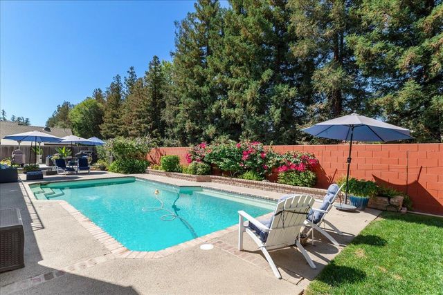 7637 N Cheryl Avenue, Fresno, CA 93711