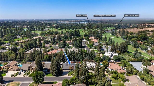 7637 N Cheryl Avenue, Fresno, CA 93711