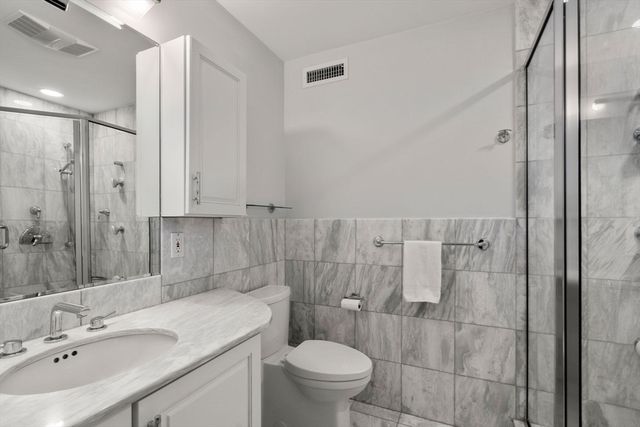 150 Country Club Rd, Newton, MA 02459