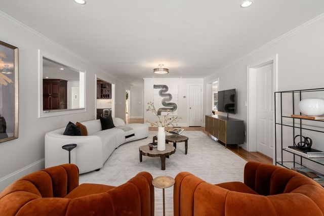 150 Country Club Rd, Newton, MA 02459