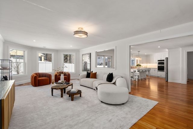 150 Country Club Rd, Newton, MA 02459