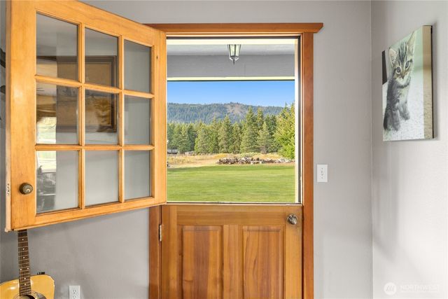 5911 Nelson Siding Road, Cle Elum, WA 98922