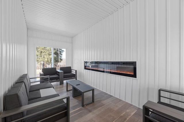 6599 Riverside Drive, Powell, OH 43065