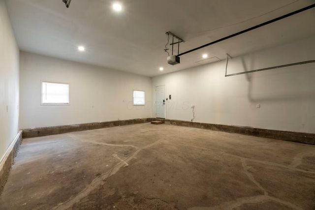 6599 Riverside Drive, Powell, OH 43065