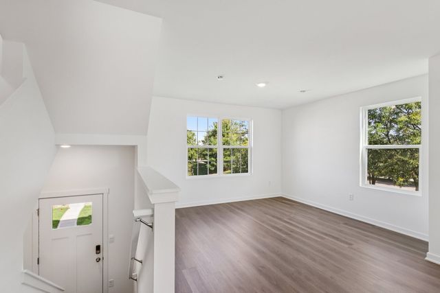 901 Briar Glen Court, Hampshire, IL 60140