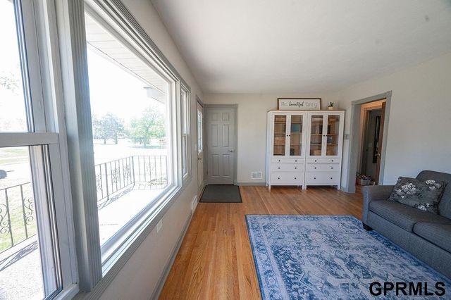 2431 S 15Th Street, Lincoln, NE 68502